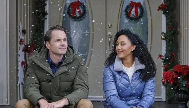 Hallmark’s Movie ‘The Santa Stakeout’ Full Cast List, Plot, & Preview